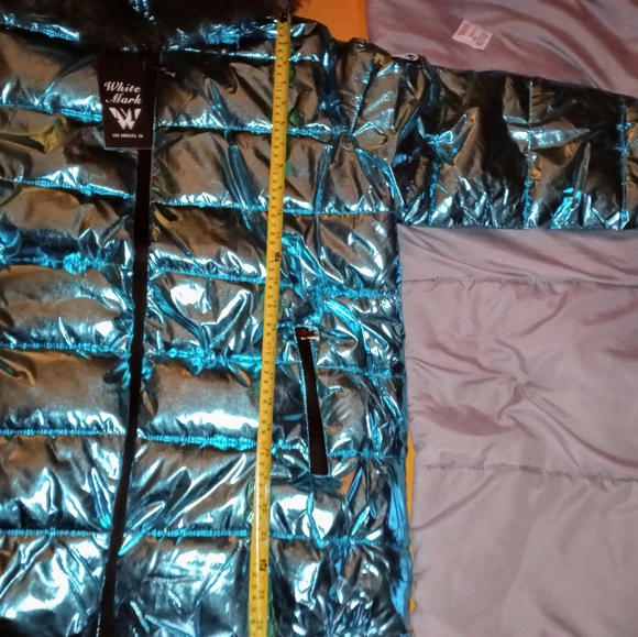 💃Metallic Puffer Coat💃 - Picture 3 of 4